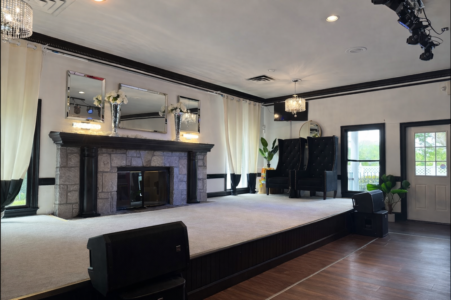 Church service time with virtual service times